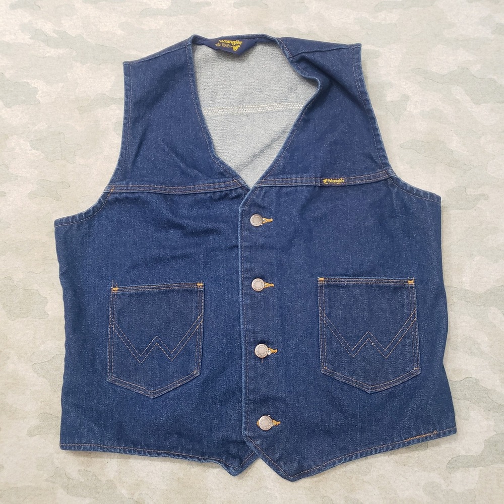 Vintage Wrangler Vest Mens Medium Blue Denim Western USA Made V-Neck Cowboy